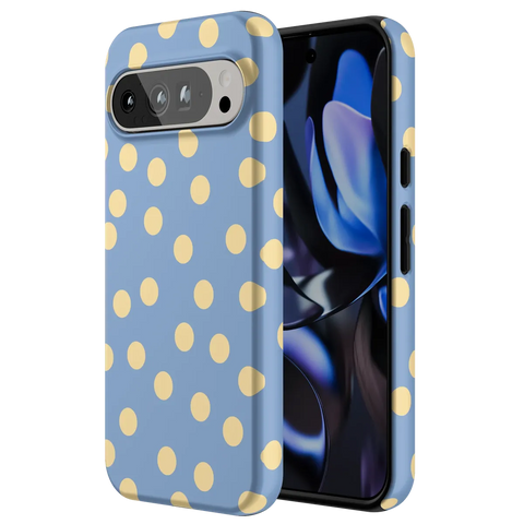 In the Spotlight | Pastel Polka Dot Case