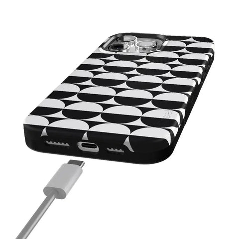 Half Moon | High Contrast Design Case