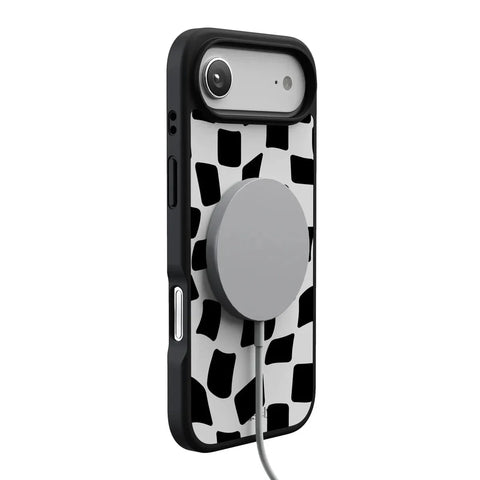 Funky Checkerboard | High Contrast Design Case