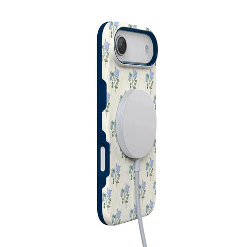 Vintage Garden | Blue Hydrangea Case
