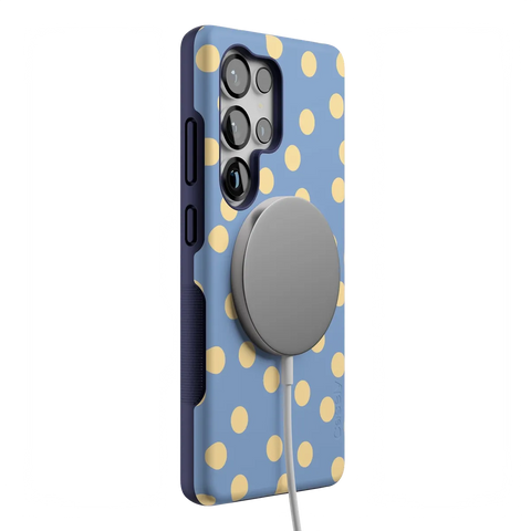 In the Spotlight | Pastel Polka Dot Case
