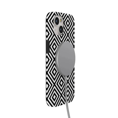 Diamonds | High Contrast Design Case