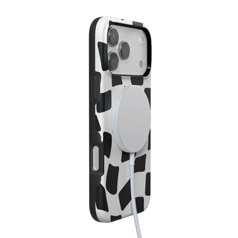 Funky Checkerboard | High Contrast Design Case
