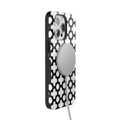 Lattice Tile | High Contrast Design Case