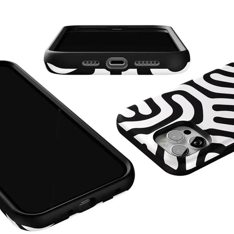 Maze | High Contrast Design Case