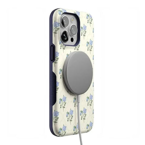Vintage Garden | Blue Hydrangea Case