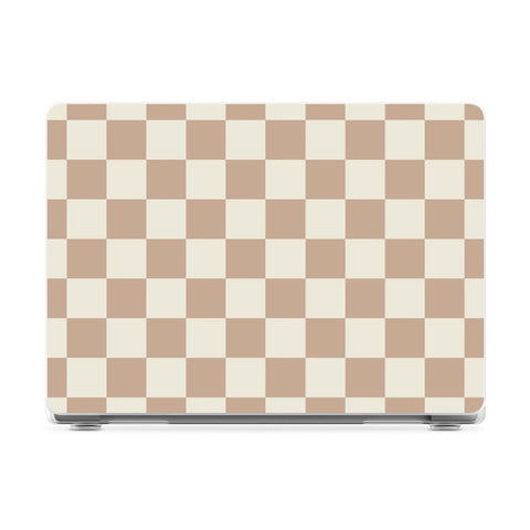 Fit Check | Neutral Checkerboard Laptop Shell