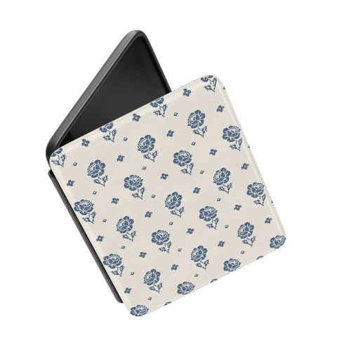 Seaside Stitch | Vintage Roses Kindle Case