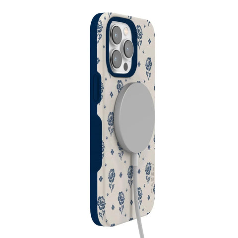 Seaside Stitch | Vintage Roses Case