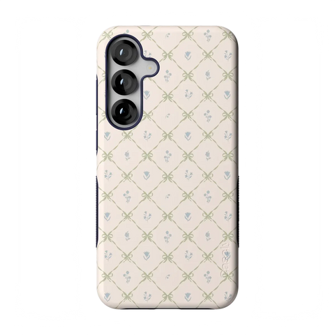 Petit Petals | Dainty Lattice Case