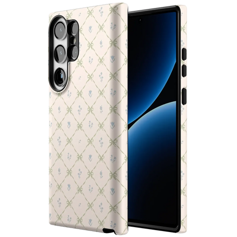 Petit Petals | Dainty Lattice Case