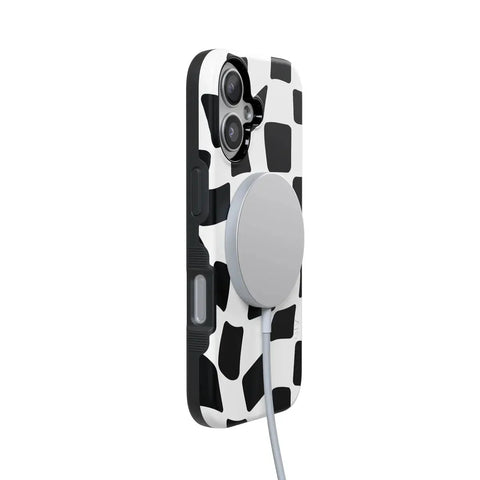 Funky Checkerboard | High Contrast Design Case