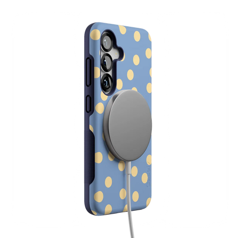 In the Spotlight | Pastel Polka Dot Case