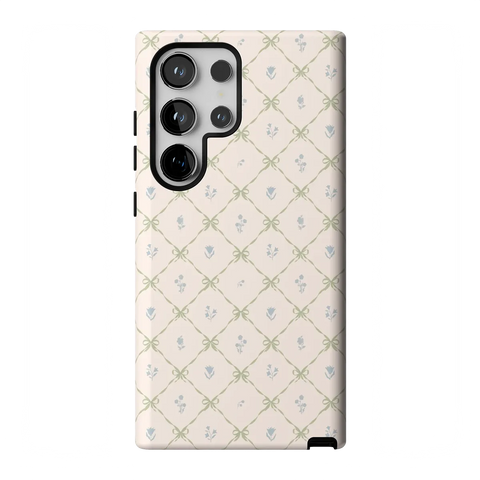 Petit Petals | Dainty Lattice Case