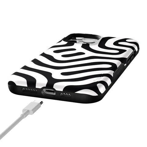 Maze | High Contrast Design Case