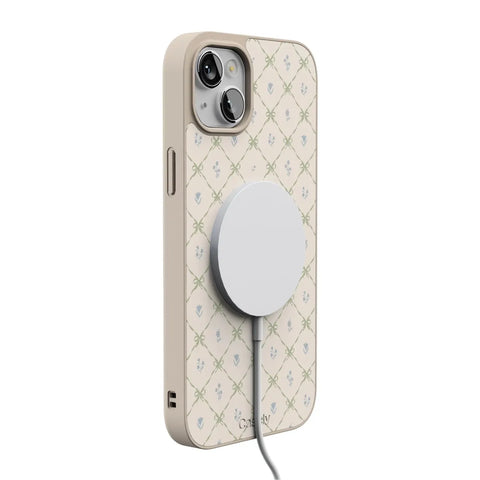 Petit Petals | Dainty Lattice Case