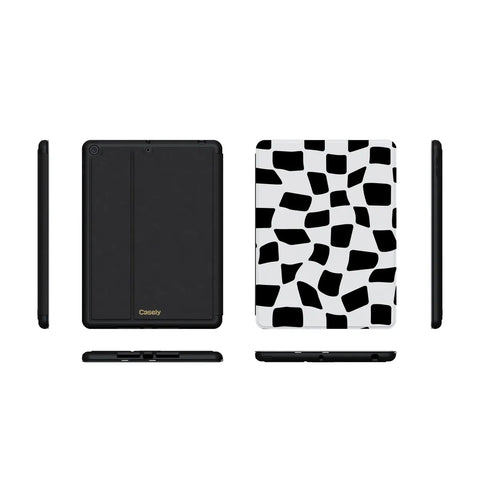Funky Checkerboard | High Contrast Design iPad Case