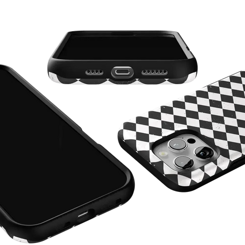 Salem's Hex | Black & White Checkered Case